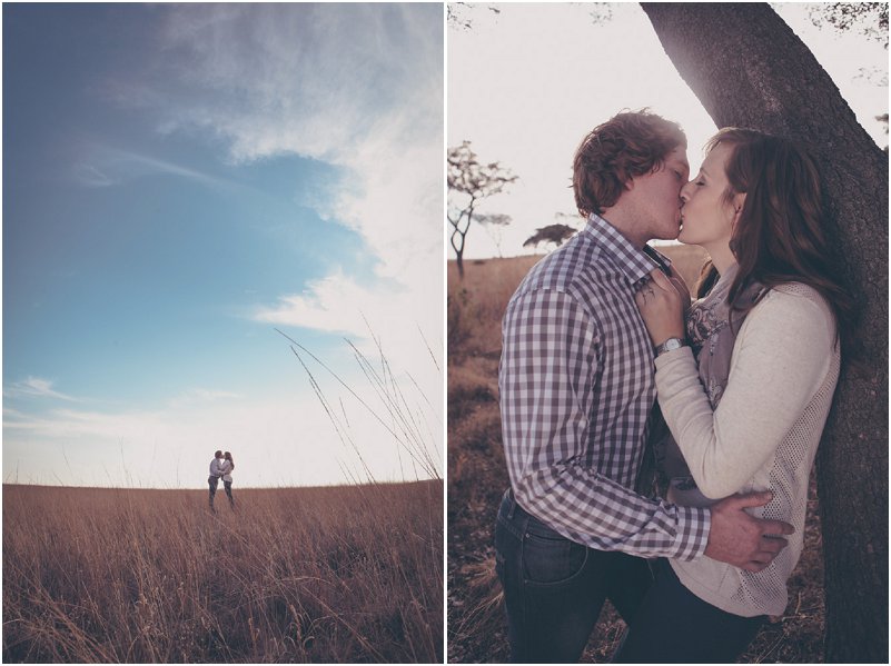 fall engagement photo outfits