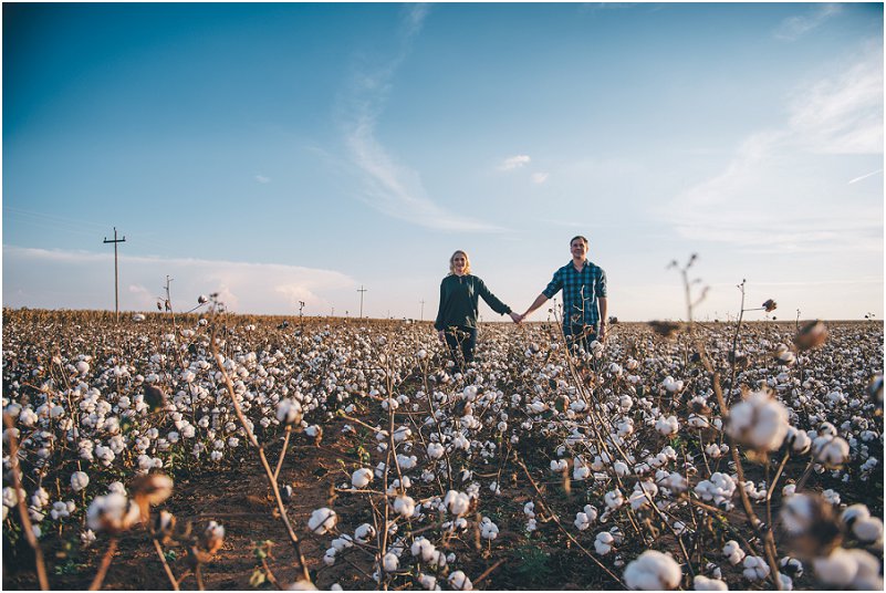 cotton field engagement pictures