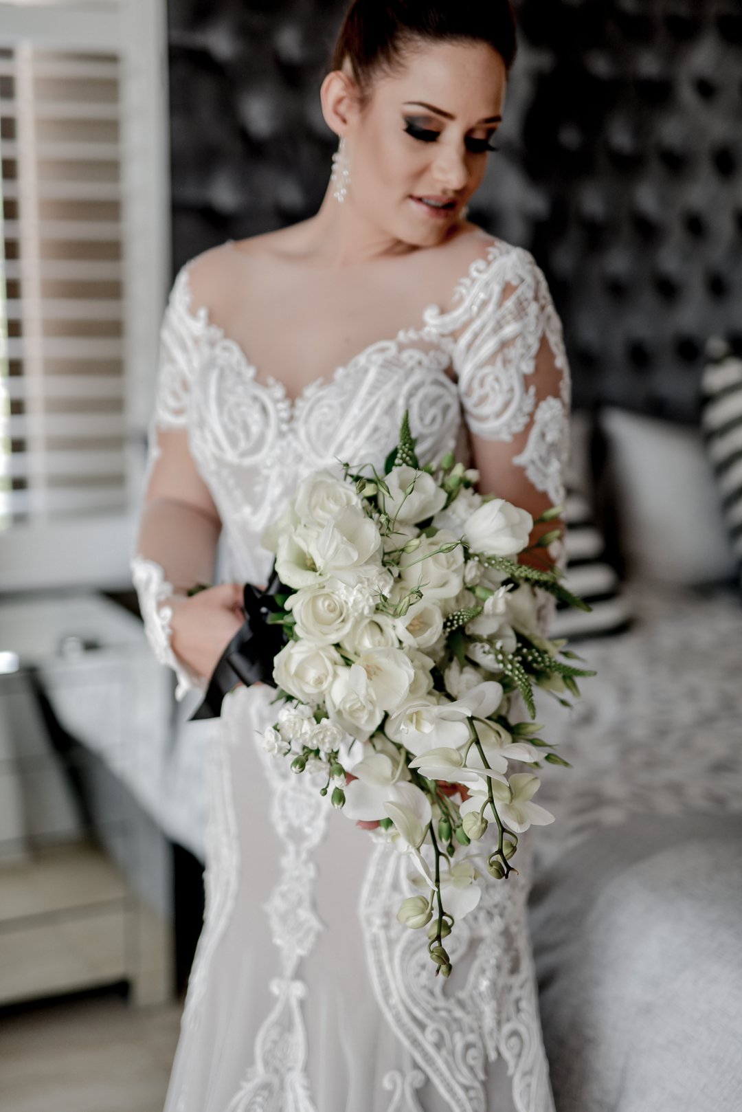 black and white wedding inspiration