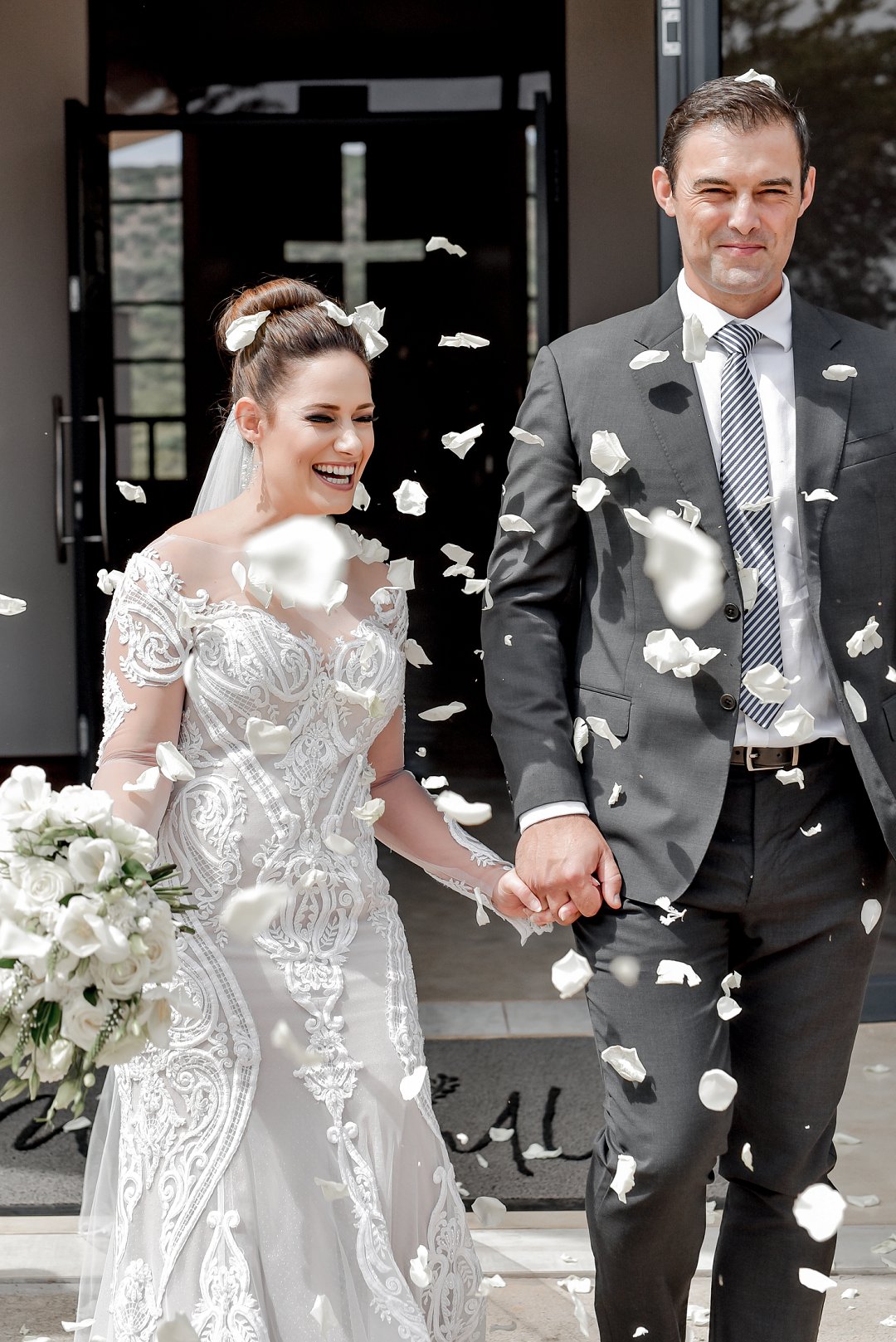 black and white wedding inspiration