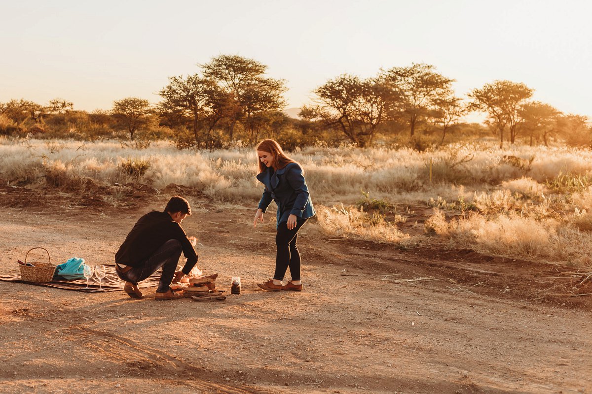 couple photoshoot on a dirt road