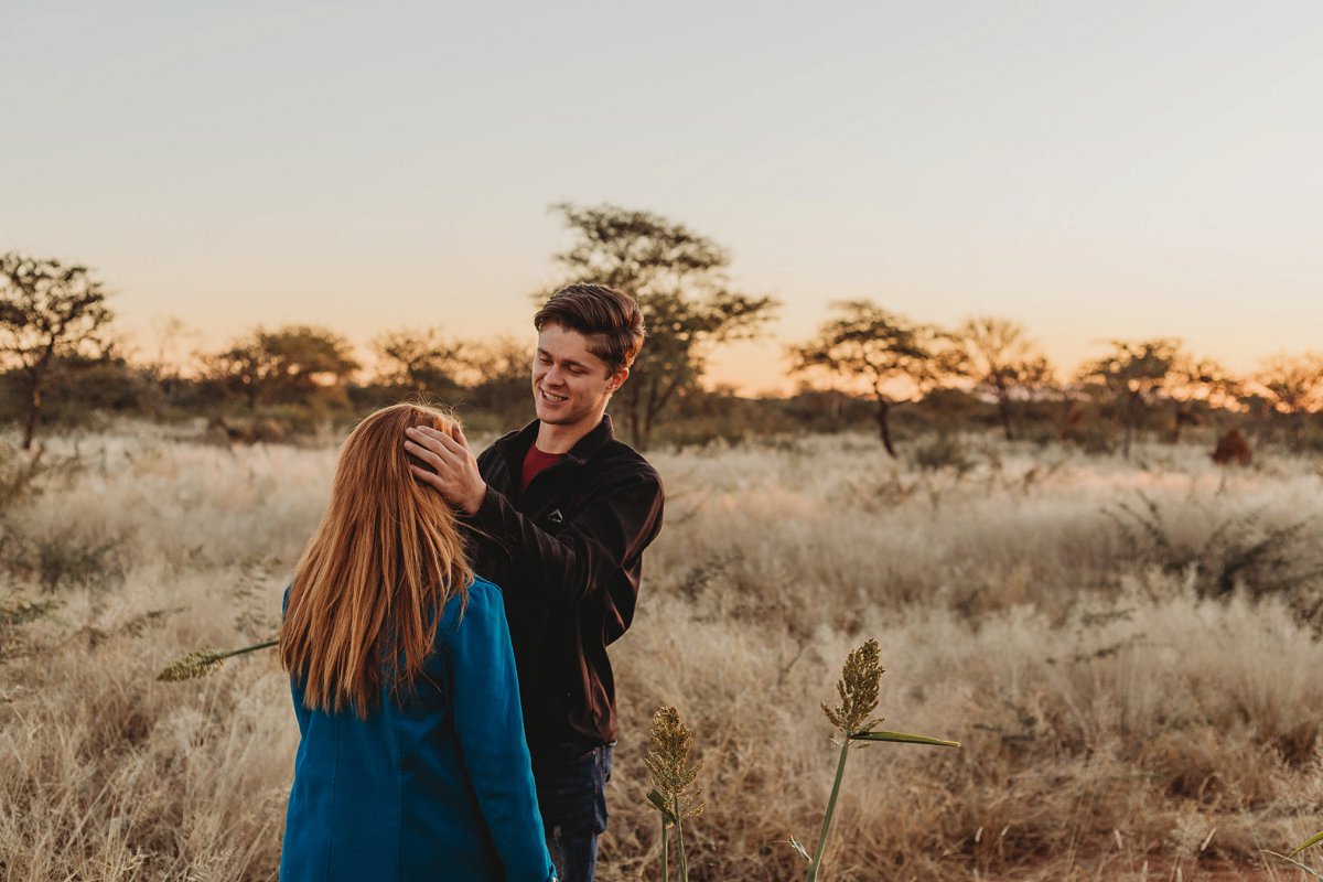 couple photoshoot on a dirt road