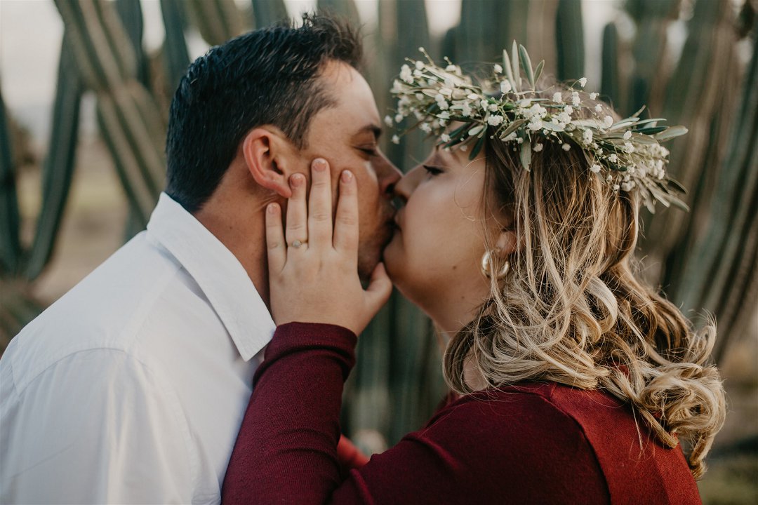 outdoorsy engagement photos