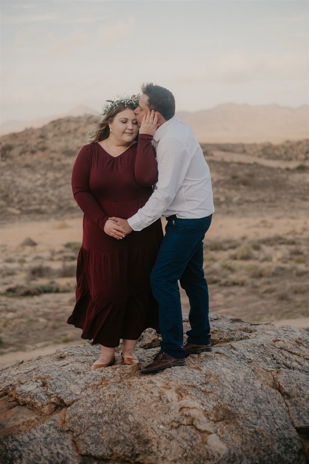 outdoorsy engagement photos