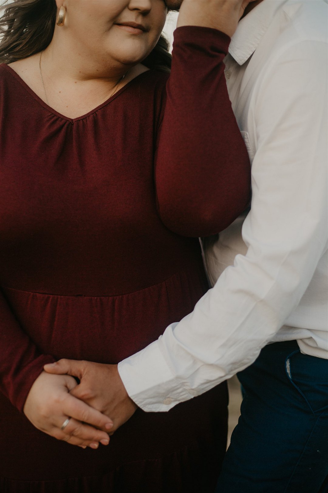 outdoorsy engagement photos