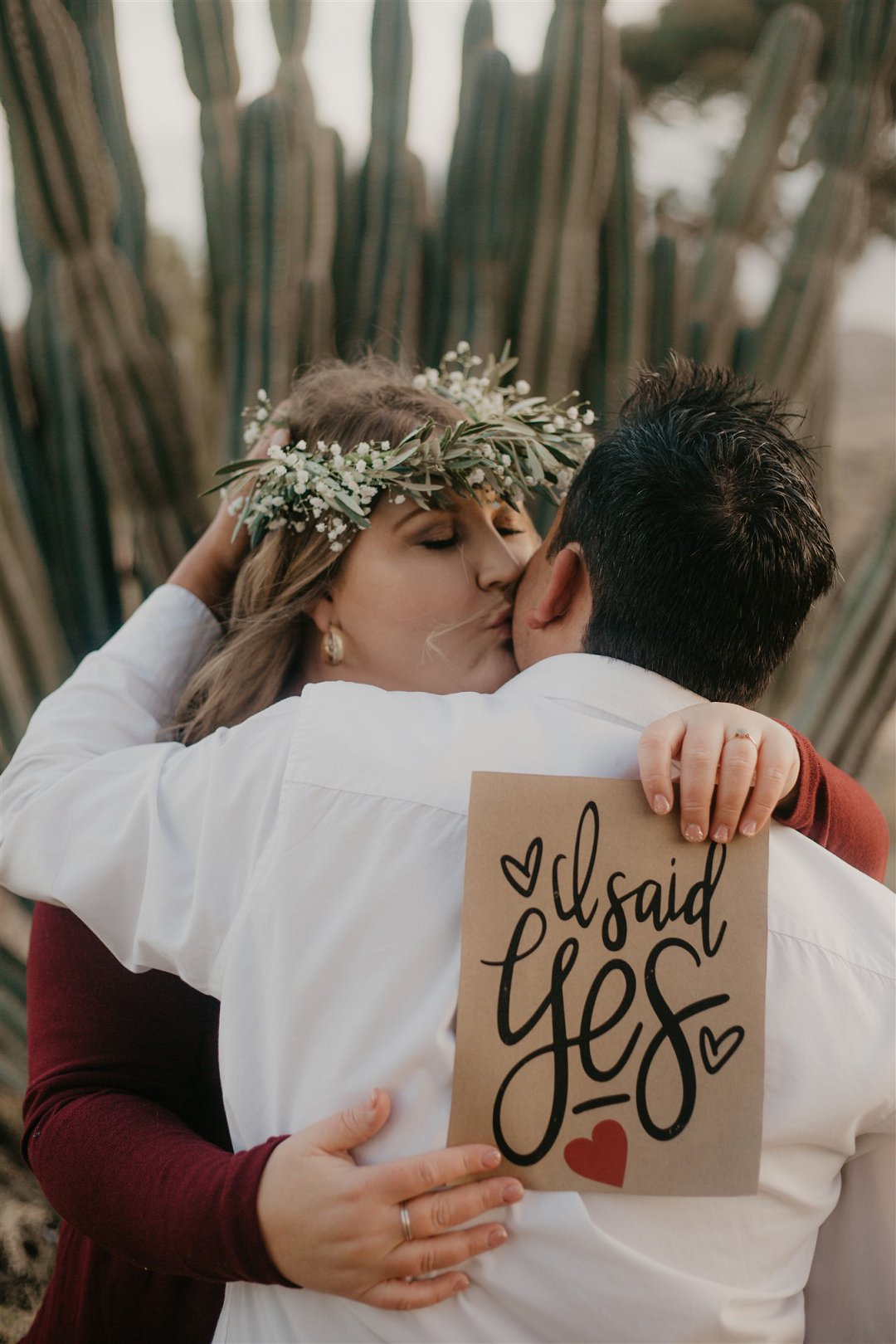 outdoorsy engagement photos