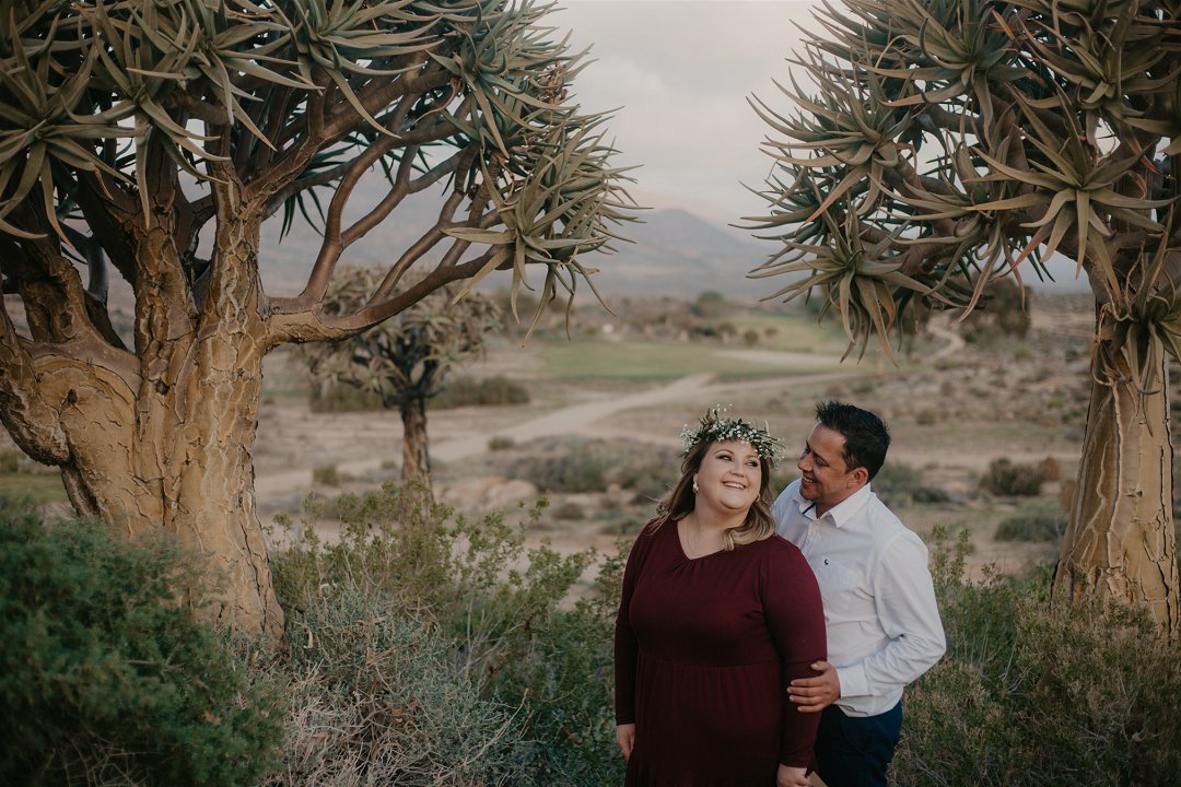 outdoorsy engagement photos