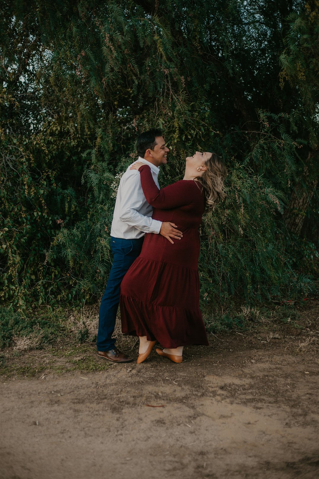 outdoorsy engagement photos