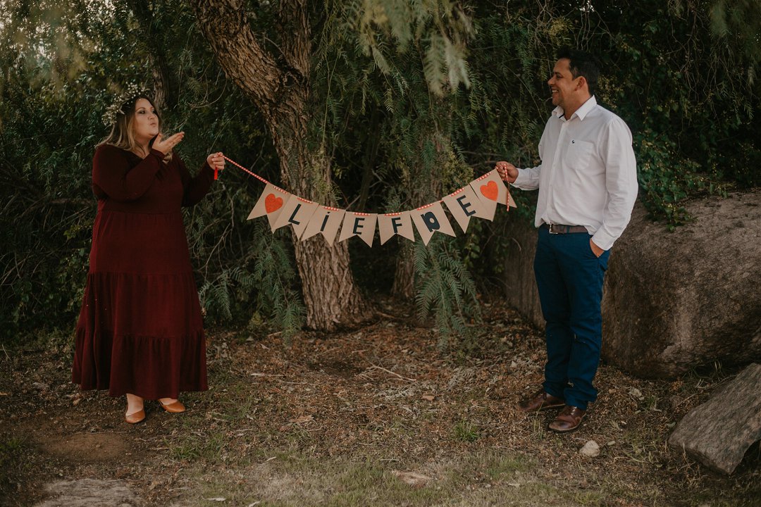 outdoorsy engagement photos