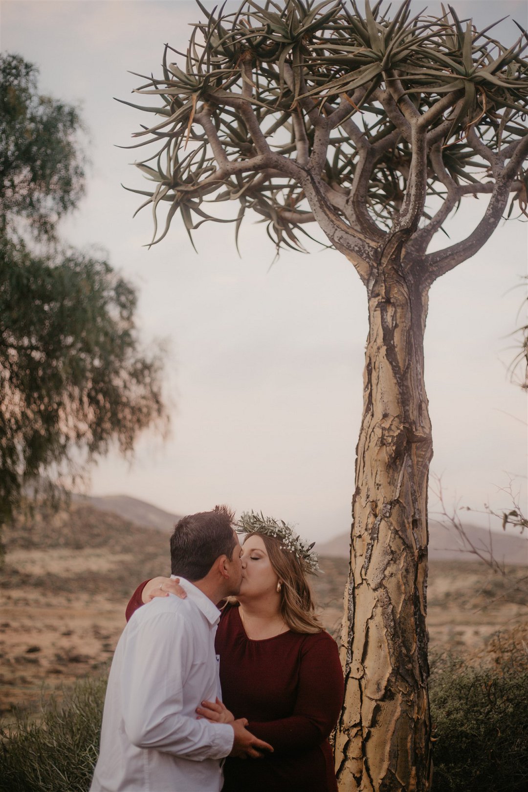 outdoorsy engagement photos