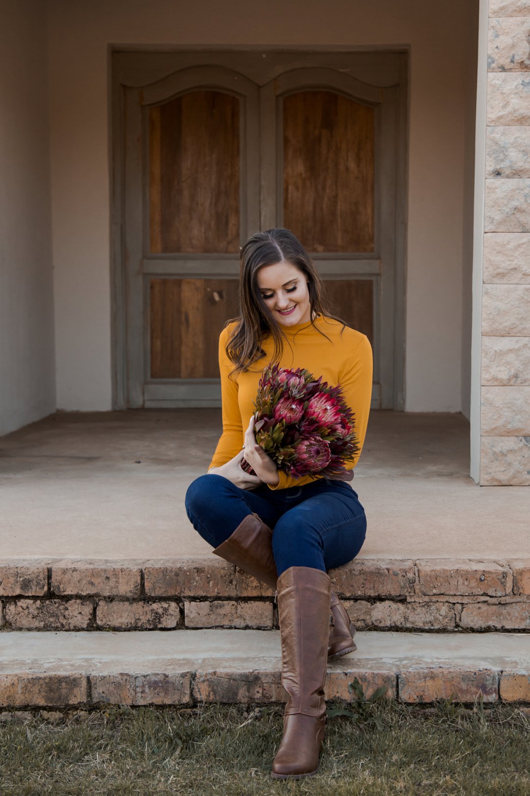 engagement photos between proteas