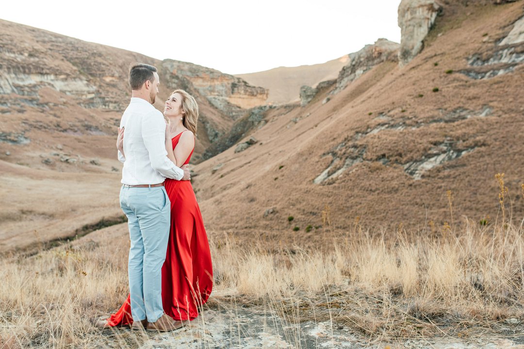 beautiful engagement photoshoot