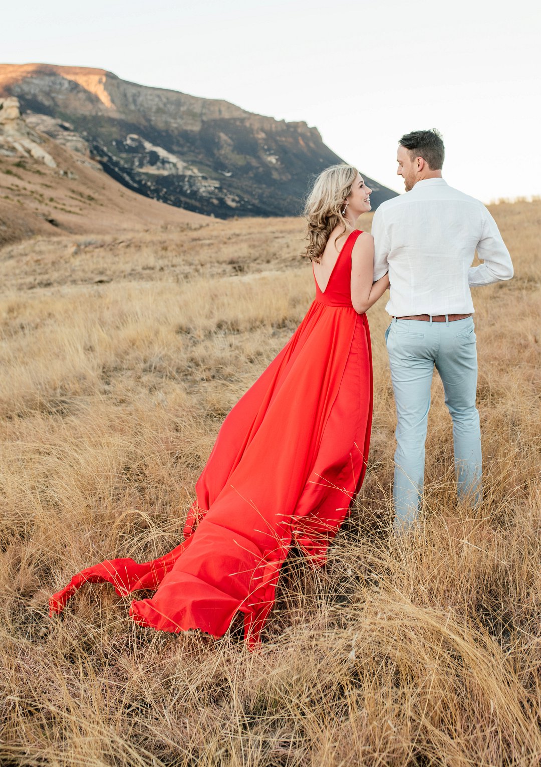 beautiful engagement photoshoot