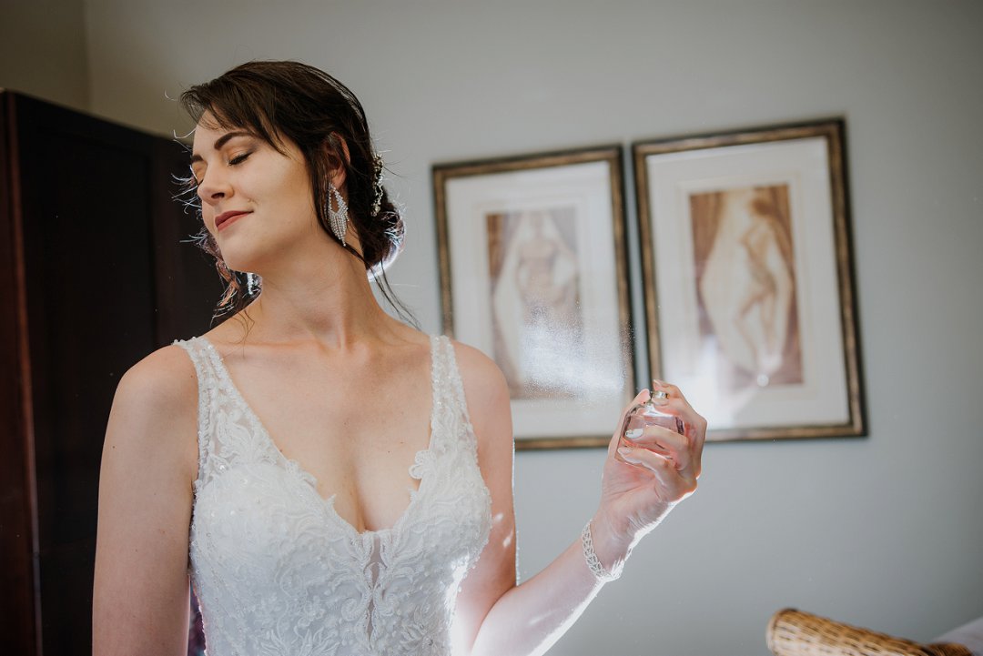 bride getting ready