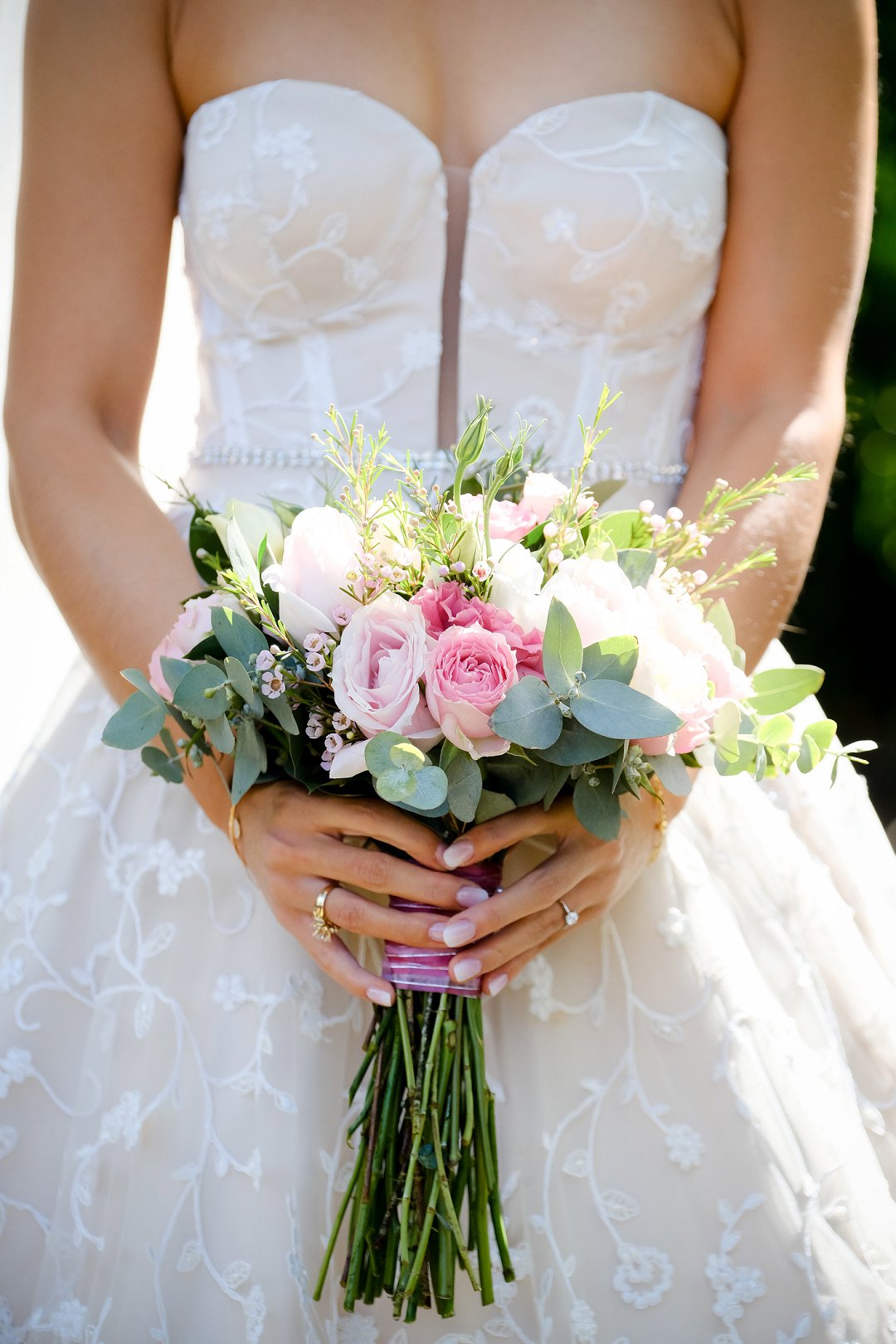 Johannesburg based boutique florist specialising in personalised wedding and event flowers